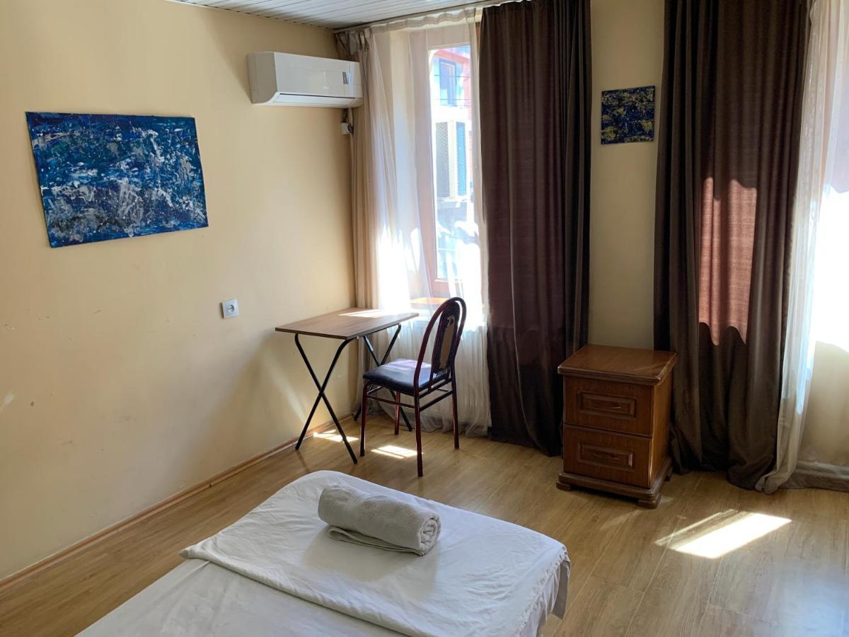Home Stay Georgia Tbilisi Exteriör bild